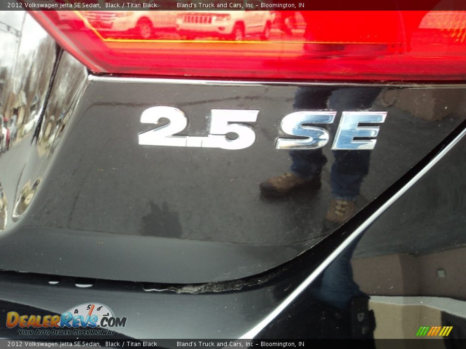 2012 Volkswagen Jetta SE Sedan Black / Titan Black Photo #22