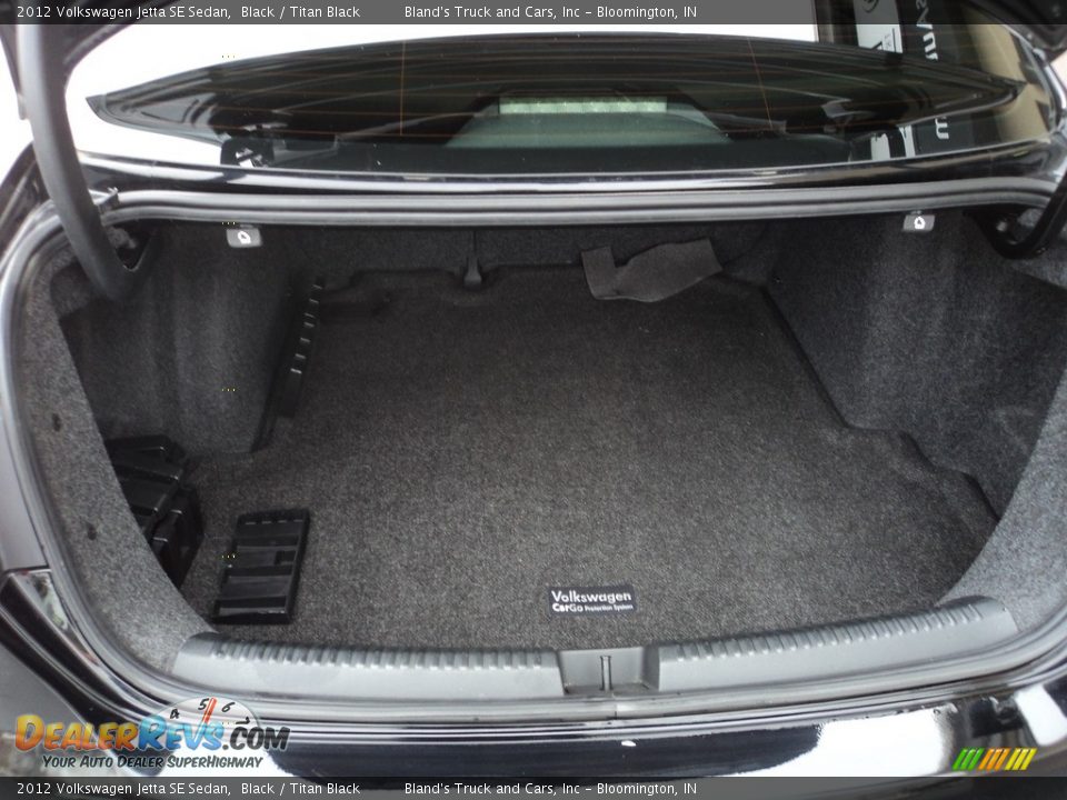 2012 Volkswagen Jetta SE Sedan Black / Titan Black Photo #23