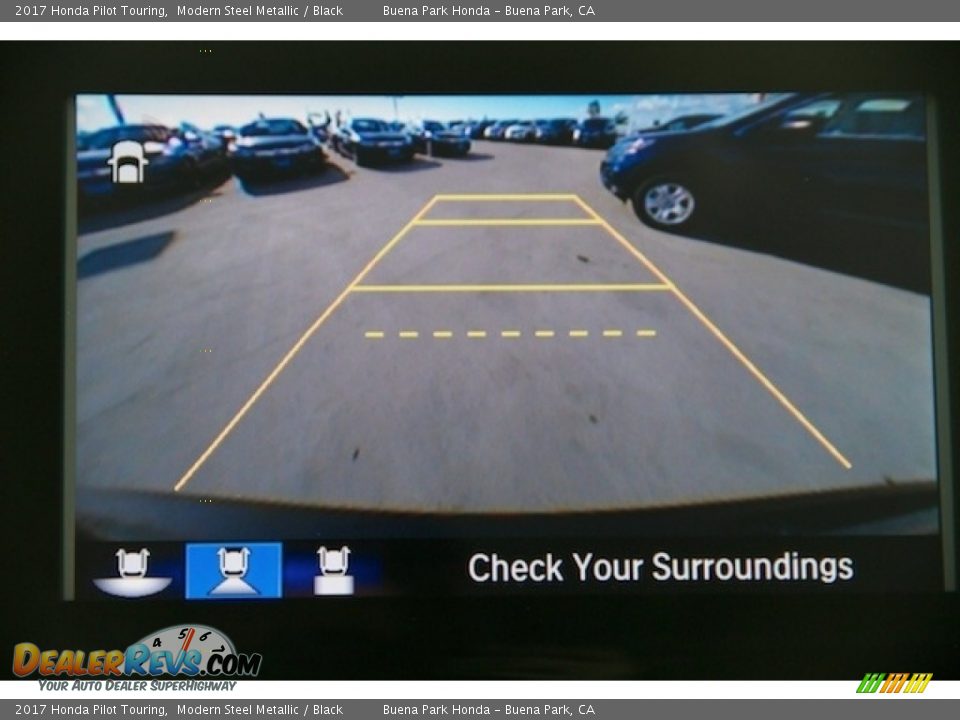 2017 Honda Pilot Touring Modern Steel Metallic / Black Photo #6