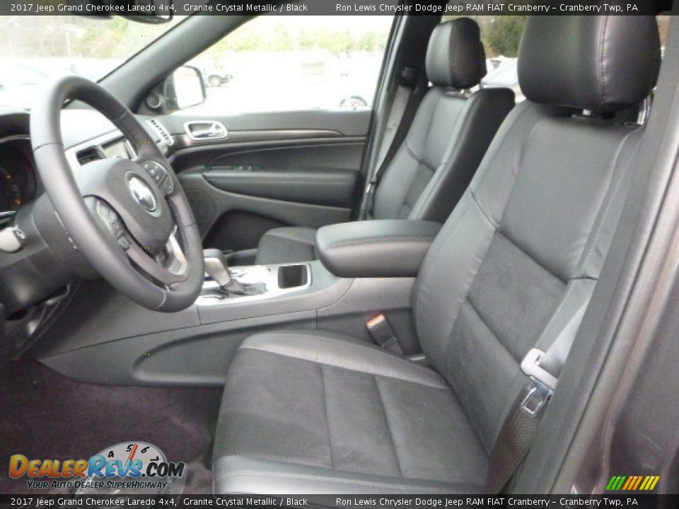 2017 Jeep Grand Cherokee Laredo 4x4 Granite Crystal Metallic / Black Photo #13