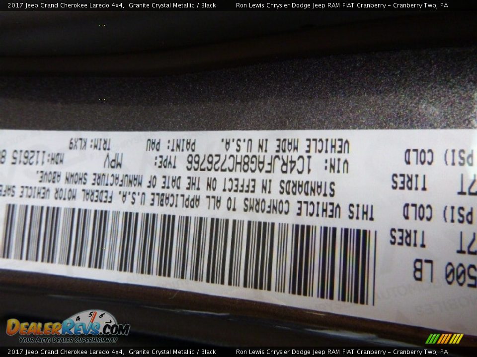 2017 Jeep Grand Cherokee Laredo 4x4 Granite Crystal Metallic / Black Photo #15
