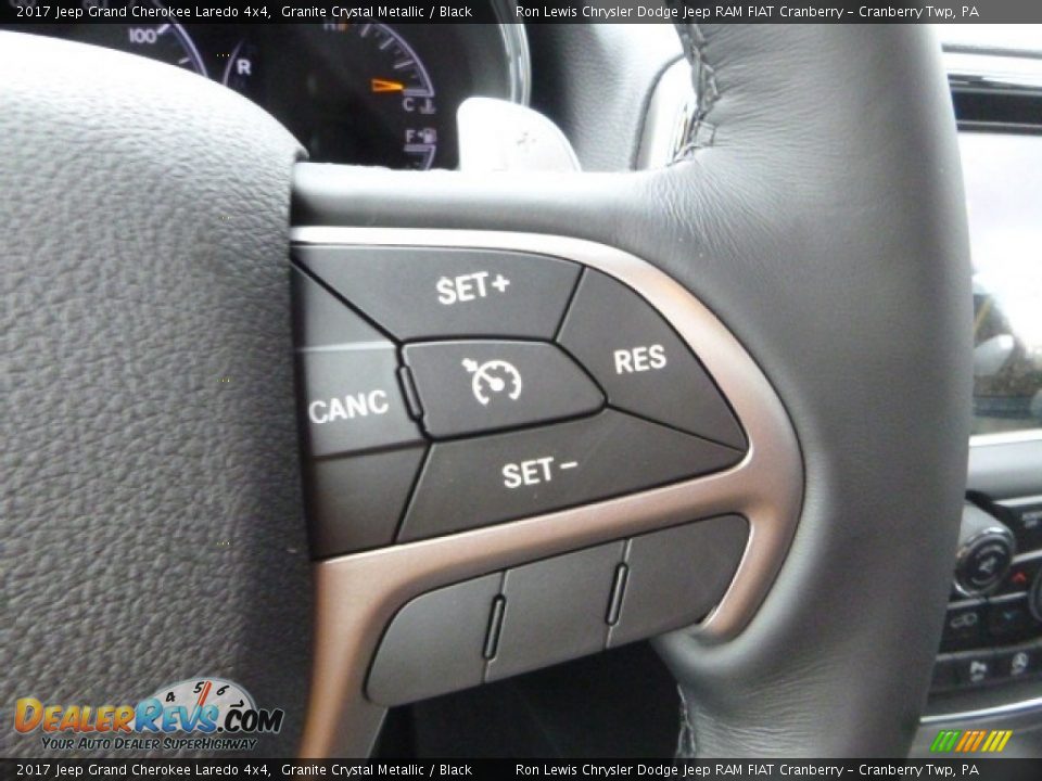 2017 Jeep Grand Cherokee Laredo 4x4 Granite Crystal Metallic / Black Photo #18