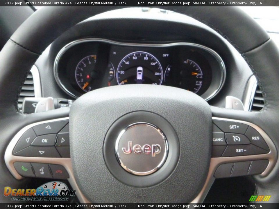 2017 Jeep Grand Cherokee Laredo 4x4 Granite Crystal Metallic / Black Photo #20