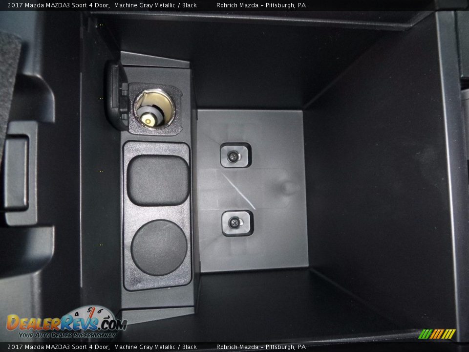 2017 Mazda MAZDA3 Sport 4 Door Machine Gray Metallic / Black Photo #19