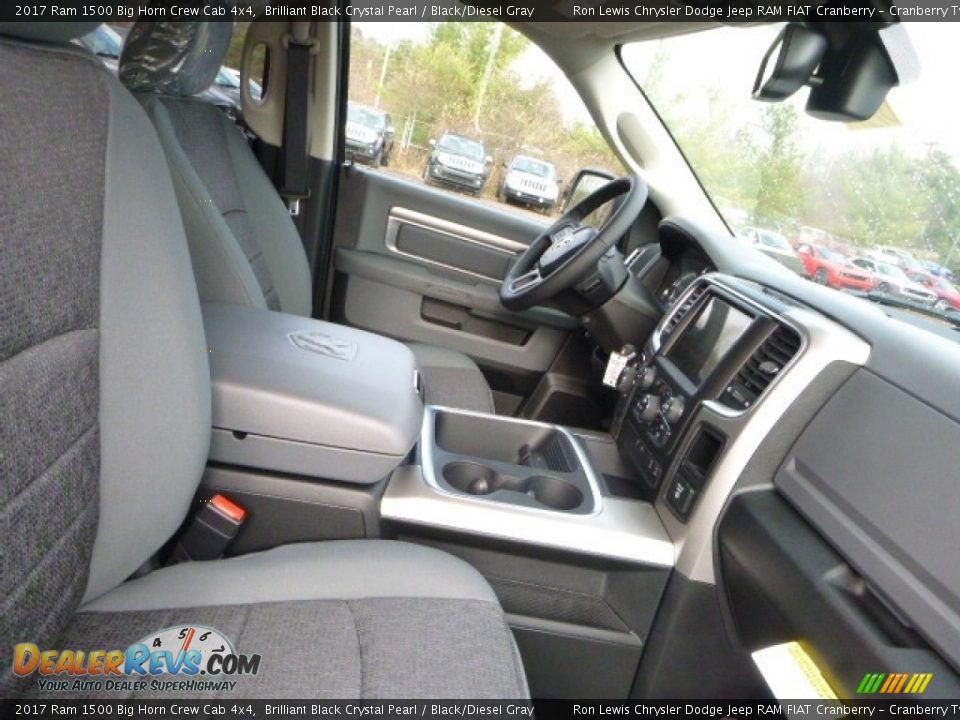 2017 Ram 1500 Big Horn Crew Cab 4x4 Brilliant Black Crystal Pearl / Black/Diesel Gray Photo #10