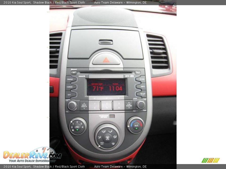 2010 Kia Soul Sport Shadow Black / Red/Black Sport Cloth Photo #23