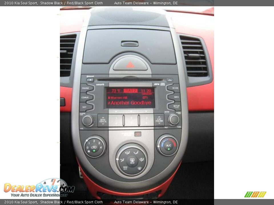 2010 Kia Soul Sport Shadow Black / Red/Black Sport Cloth Photo #25