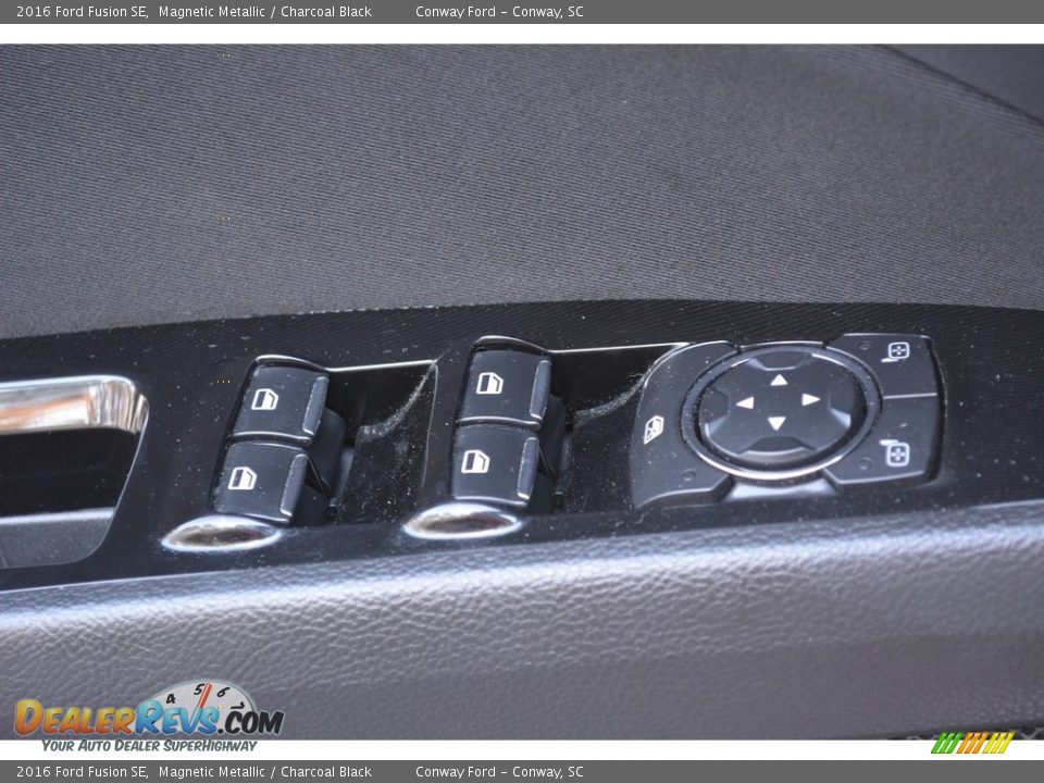 2016 Ford Fusion SE Magnetic Metallic / Charcoal Black Photo #24