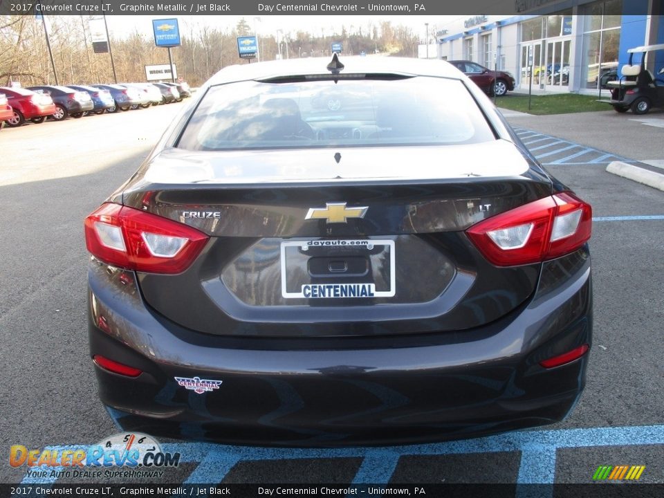 2017 Chevrolet Cruze LT Graphite Metallic / Jet Black Photo #5