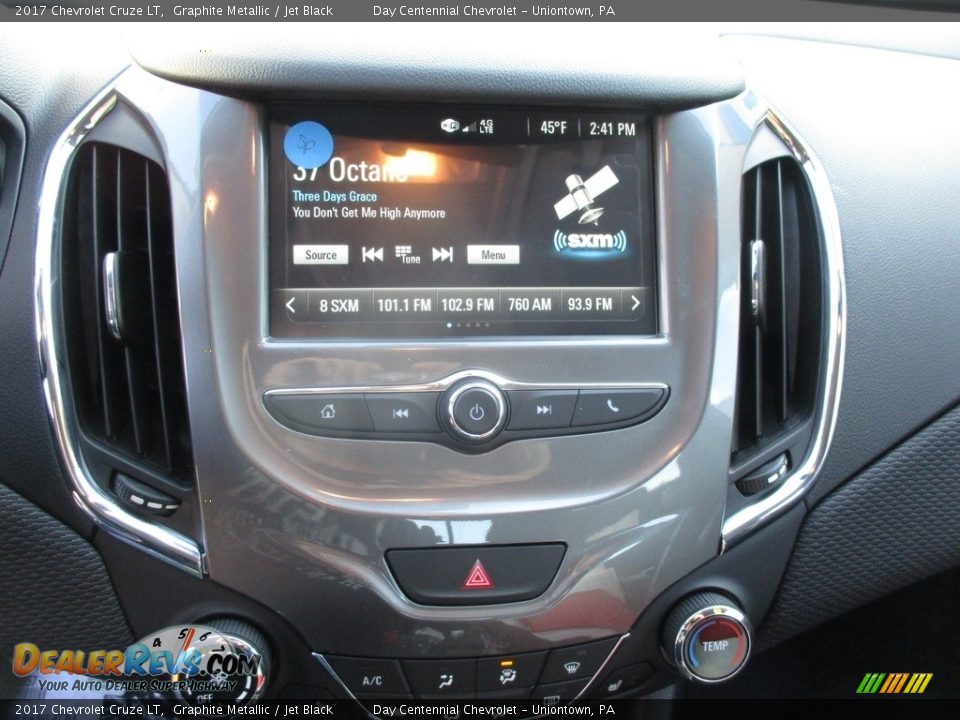 2017 Chevrolet Cruze LT Graphite Metallic / Jet Black Photo #16