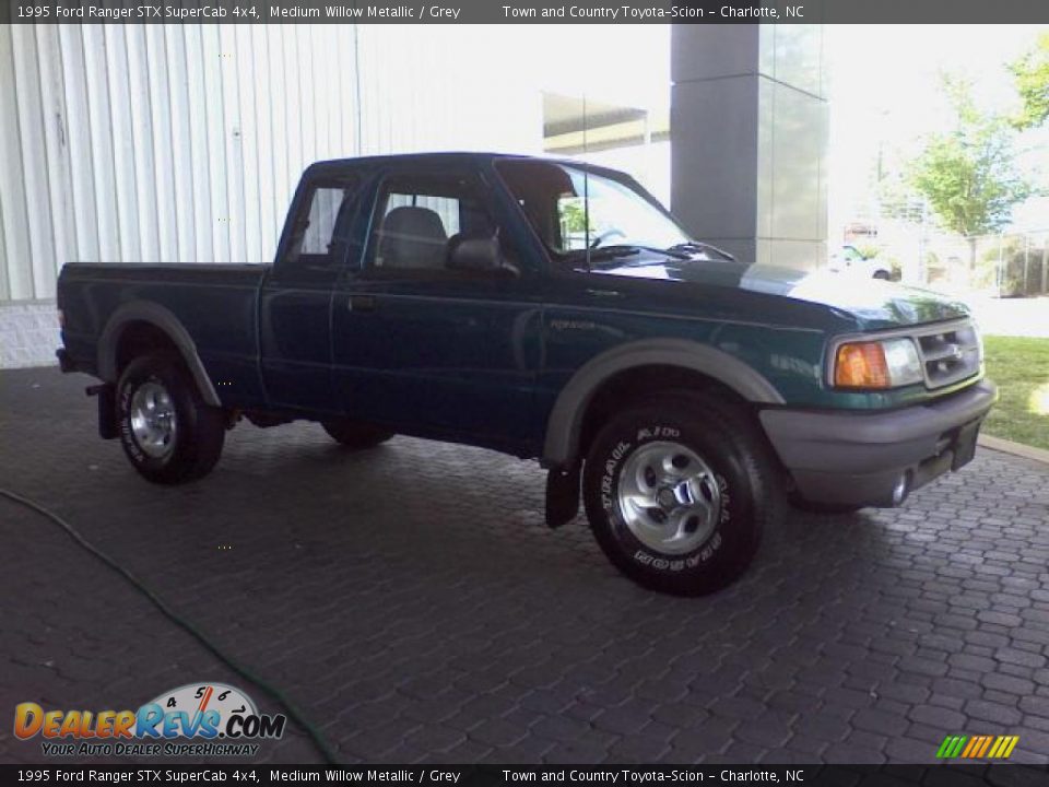 1995 Ford Ranger STX SuperCab 4x4 Medium Willow Metallic / Grey Photo #4