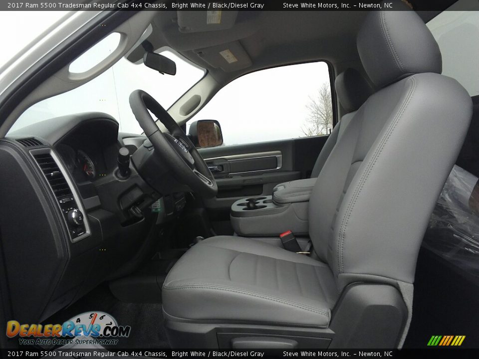 Black/Diesel Gray Interior - 2017 Ram 5500 Tradesman Regular Cab 4x4 Chassis Photo #10
