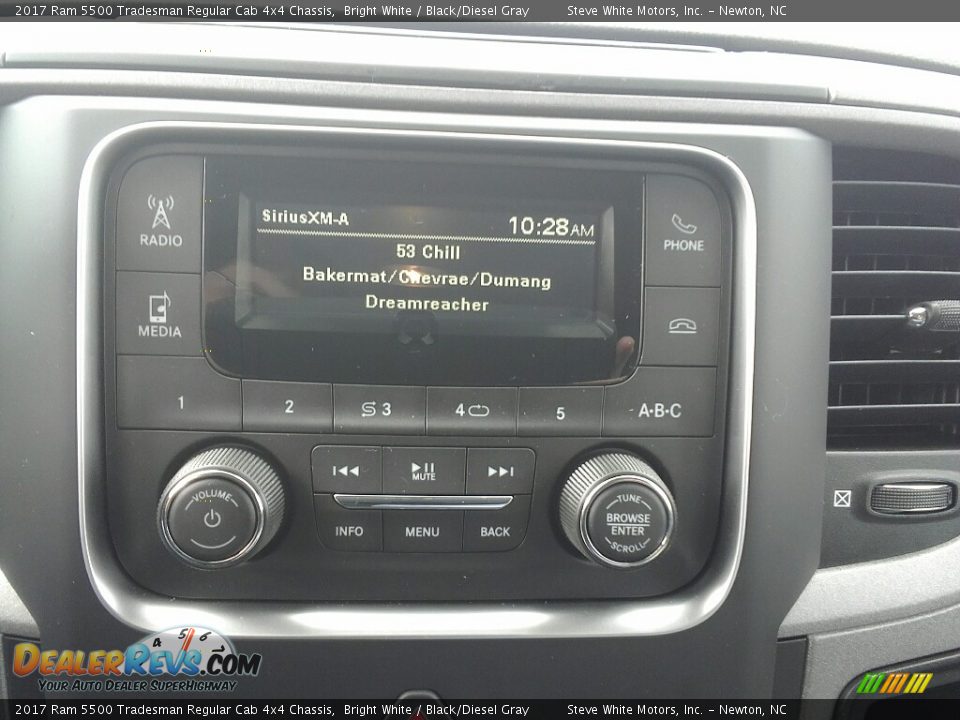 2017 Ram 5500 Tradesman Regular Cab 4x4 Chassis Bright White / Black/Diesel Gray Photo #16