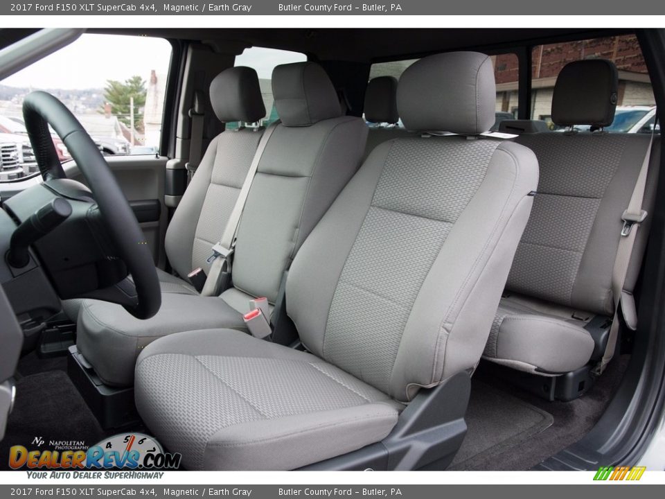 2017 Ford F150 XLT SuperCab 4x4 Magnetic / Earth Gray Photo #9