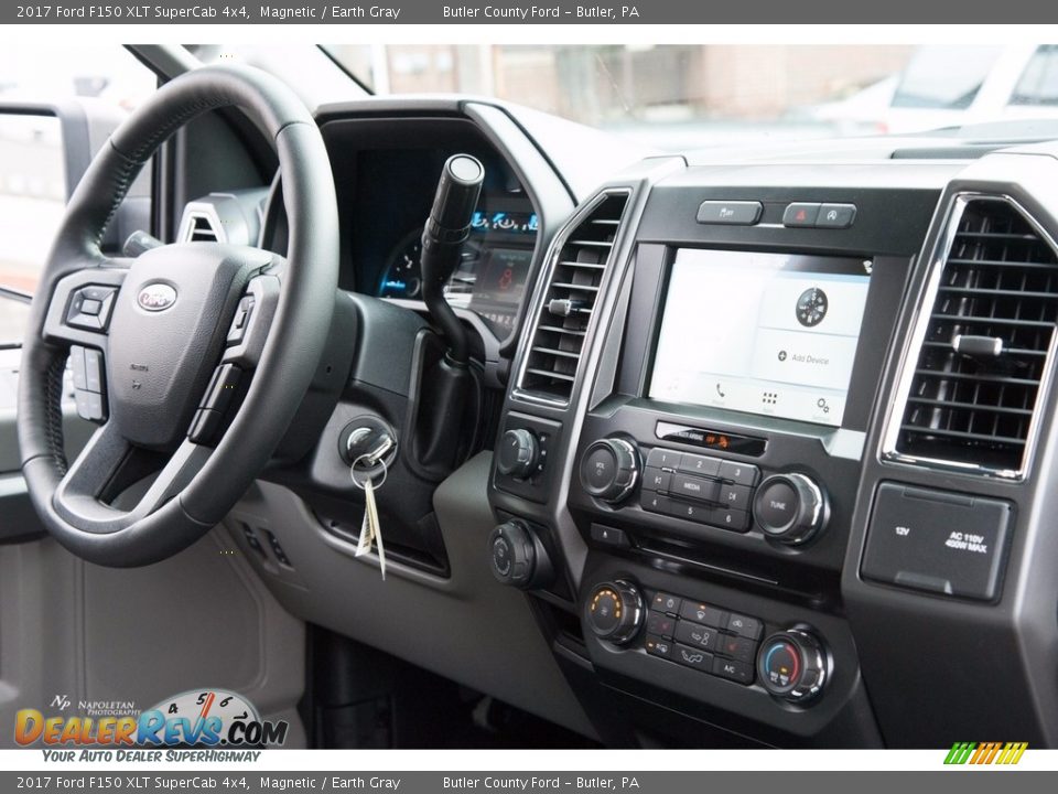 2017 Ford F150 XLT SuperCab 4x4 Magnetic / Earth Gray Photo #10