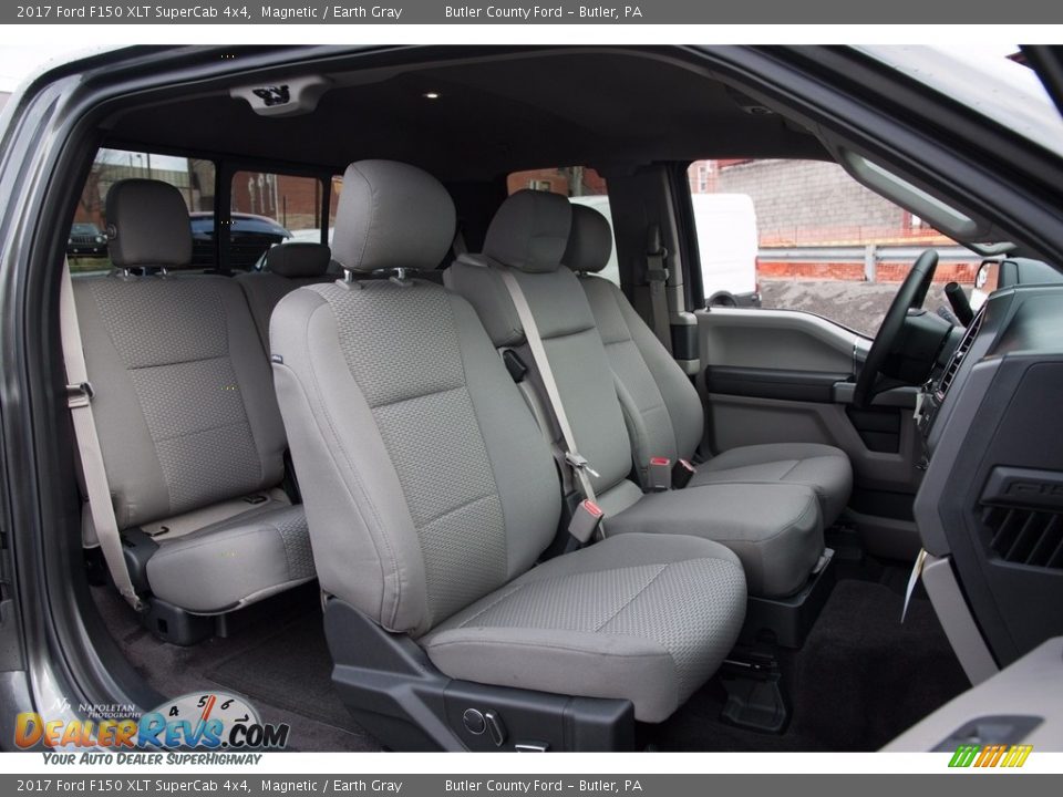 2017 Ford F150 XLT SuperCab 4x4 Magnetic / Earth Gray Photo #11