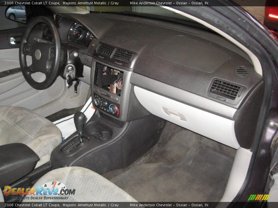2006 Chevrolet Cobalt LT Coupe Majestic Amethyst Metallic / Gray Photo #13