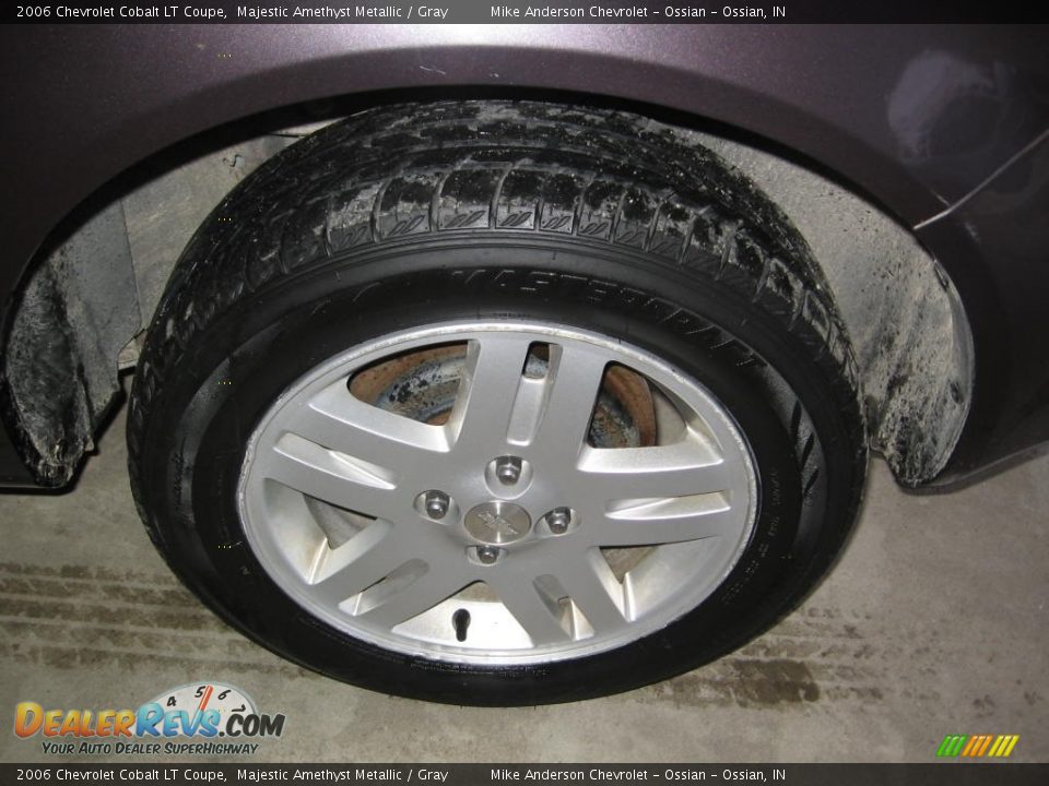 2006 Chevrolet Cobalt LT Coupe Majestic Amethyst Metallic / Gray Photo #17