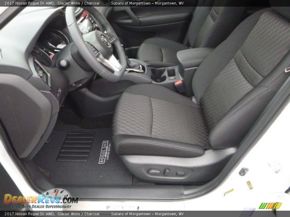 2017 Nissan Rogue SV AWD Glacier White / Charcoal Photo #12