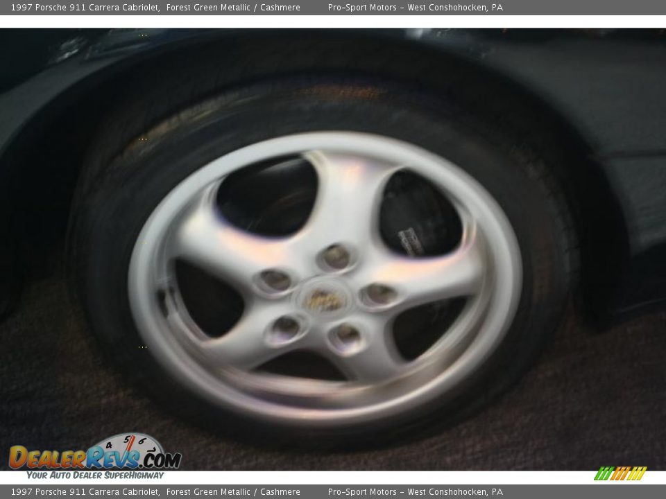 1997 Porsche 911 Carrera Cabriolet Forest Green Metallic / Cashmere Photo #18