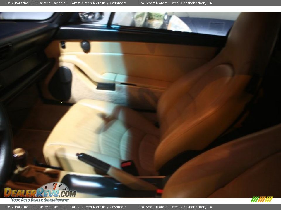 1997 Porsche 911 Carrera Cabriolet Forest Green Metallic / Cashmere Photo #28