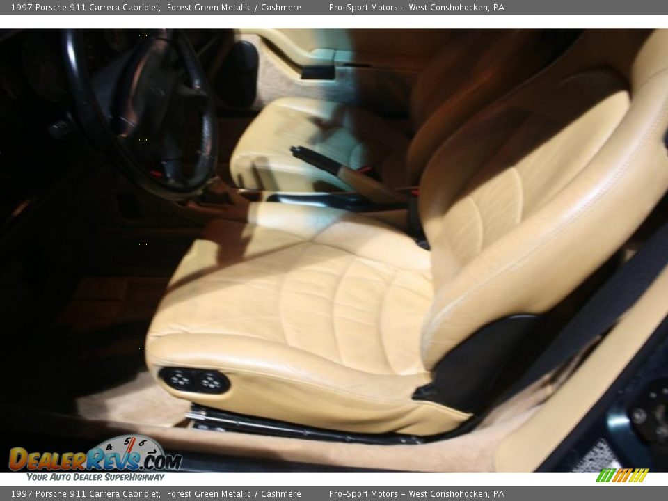 1997 Porsche 911 Carrera Cabriolet Forest Green Metallic / Cashmere Photo #29