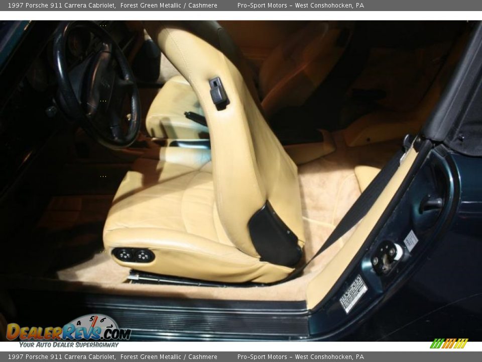 1997 Porsche 911 Carrera Cabriolet Forest Green Metallic / Cashmere Photo #34