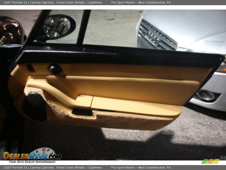1997 Porsche 911 Carrera Cabriolet Forest Green Metallic / Cashmere Photo #36