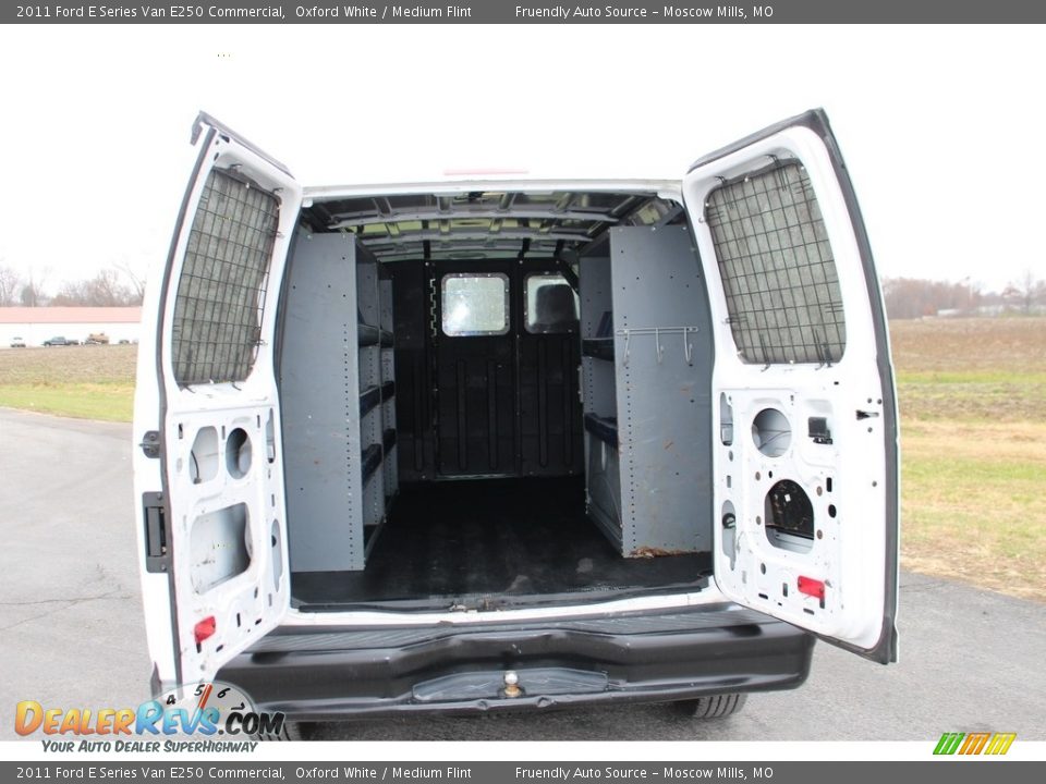 2011 Ford E Series Van E250 Commercial Oxford White / Medium Flint Photo #4