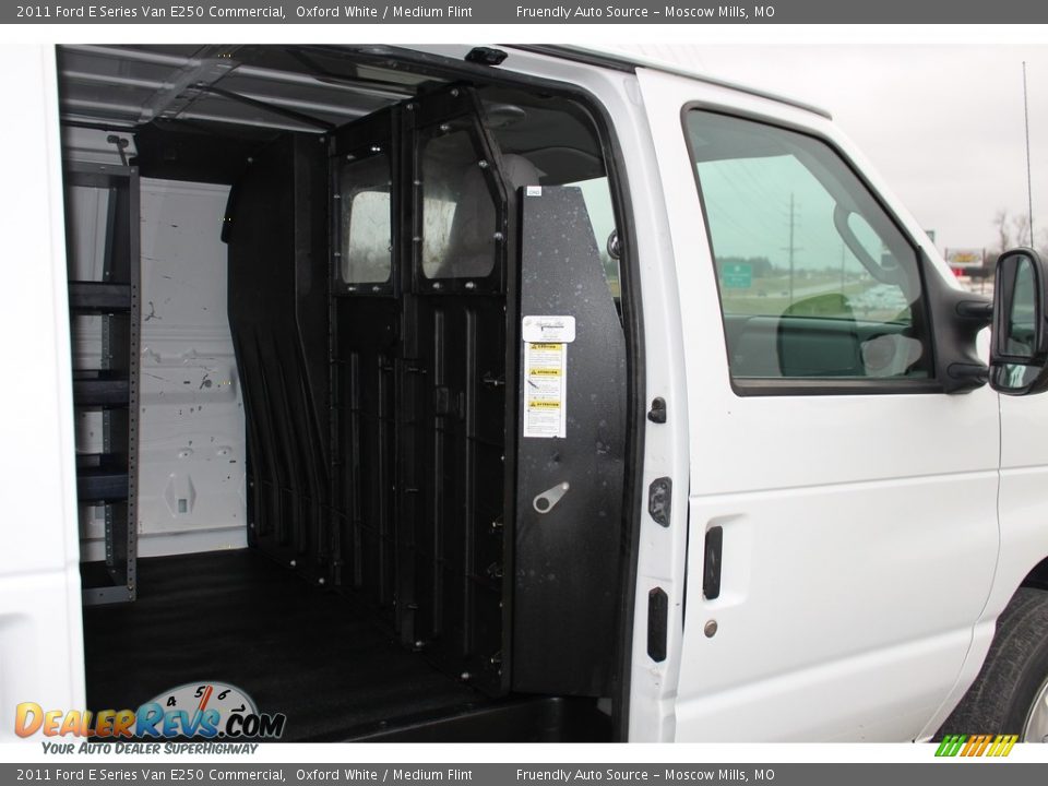 2011 Ford E Series Van E250 Commercial Oxford White / Medium Flint Photo #9
