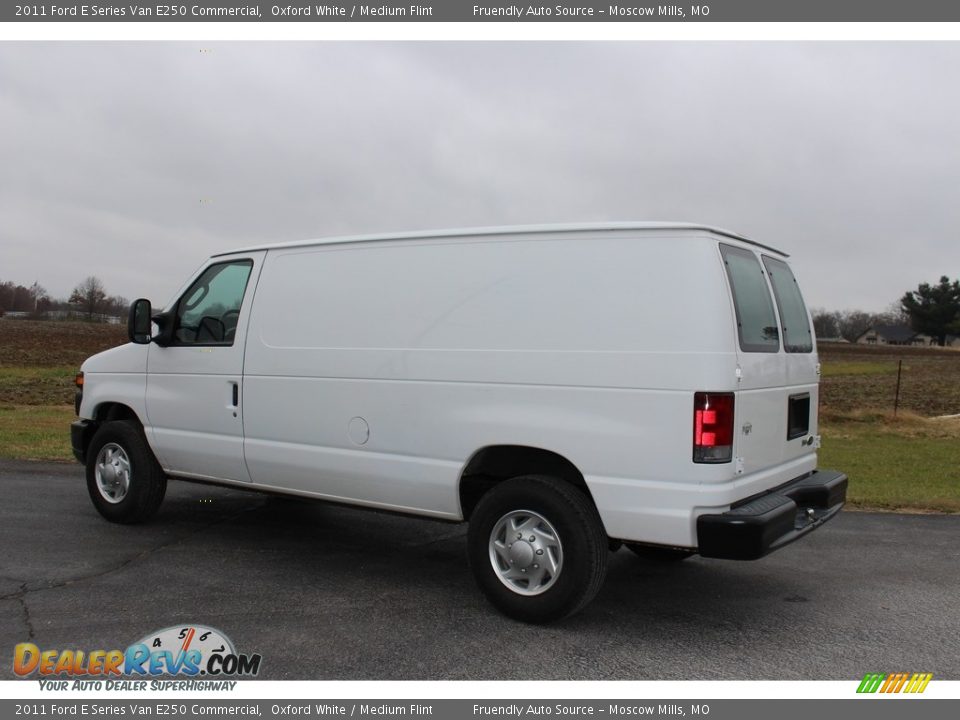 2011 Ford E Series Van E250 Commercial Oxford White / Medium Flint Photo #11