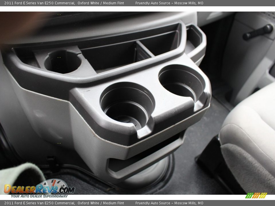 2011 Ford E Series Van E250 Commercial Oxford White / Medium Flint Photo #34