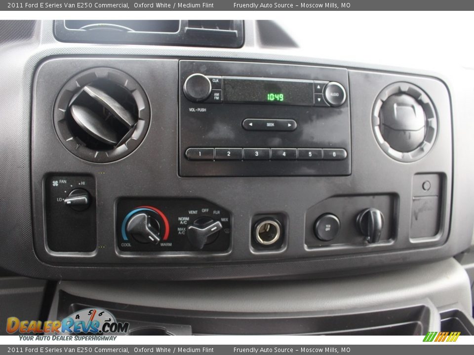 2011 Ford E Series Van E250 Commercial Oxford White / Medium Flint Photo #36