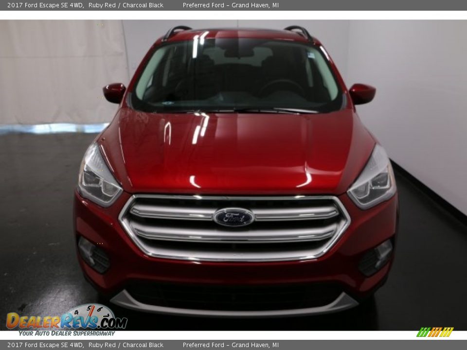 2017 Ford Escape SE 4WD Ruby Red / Charcoal Black Photo #9