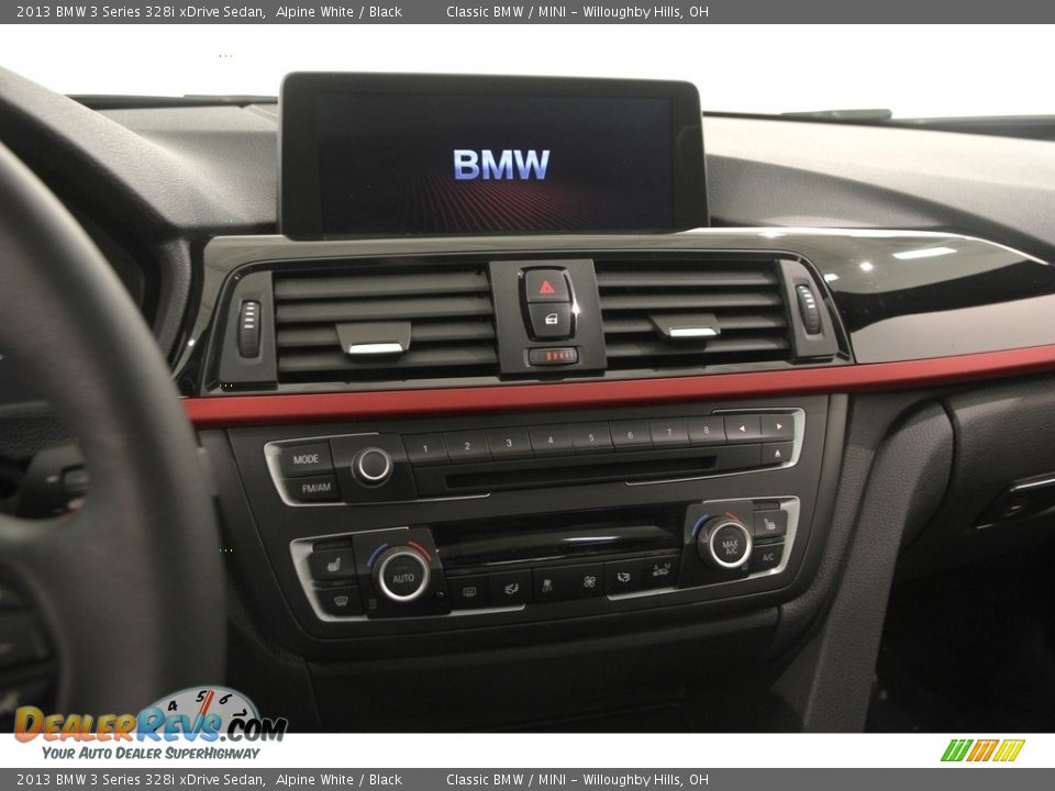 2013 BMW 3 Series 328i xDrive Sedan Alpine White / Black Photo #7