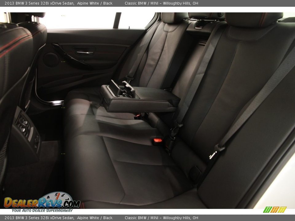 2013 BMW 3 Series 328i xDrive Sedan Alpine White / Black Photo #20