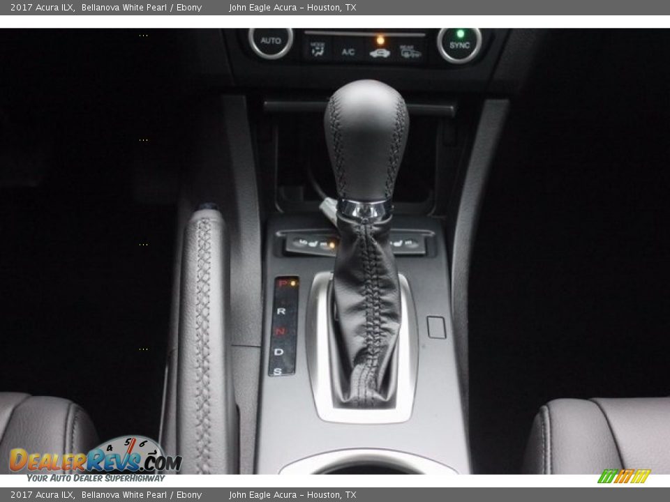 2017 Acura ILX Bellanova White Pearl / Ebony Photo #33