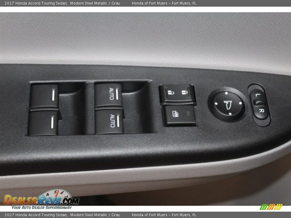 2017 Honda Accord Touring Sedan Modern Steel Metallic / Gray Photo #8