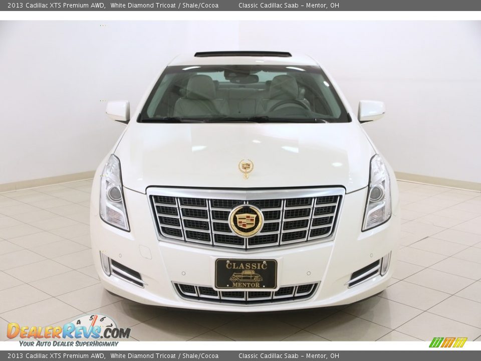 2013 Cadillac XTS Premium AWD White Diamond Tricoat / Shale/Cocoa Photo #2