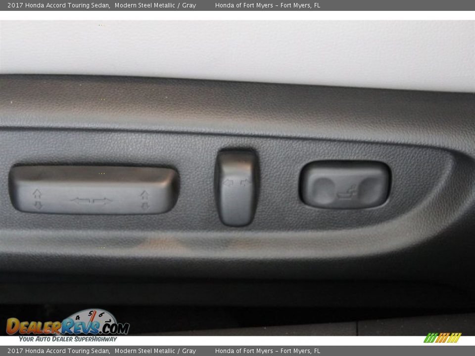 2017 Honda Accord Touring Sedan Modern Steel Metallic / Gray Photo #11