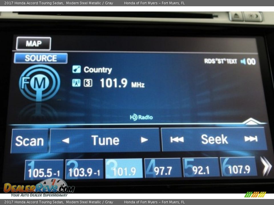 2017 Honda Accord Touring Sedan Modern Steel Metallic / Gray Photo #22