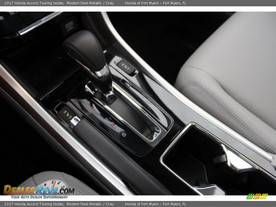 2017 Honda Accord Touring Sedan Modern Steel Metallic / Gray Photo #25