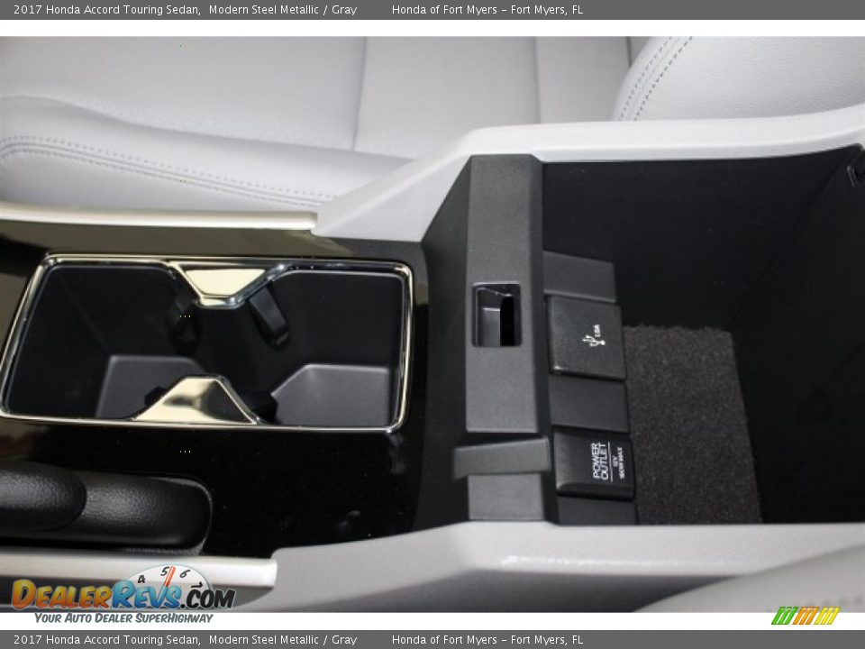 2017 Honda Accord Touring Sedan Modern Steel Metallic / Gray Photo #28