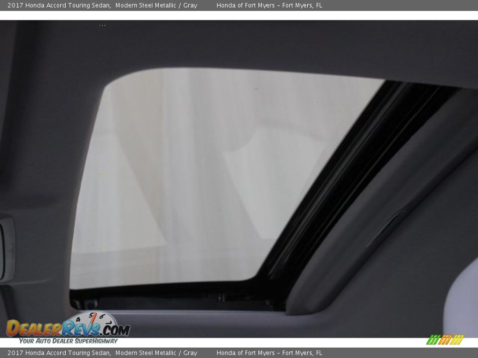 2017 Honda Accord Touring Sedan Modern Steel Metallic / Gray Photo #30