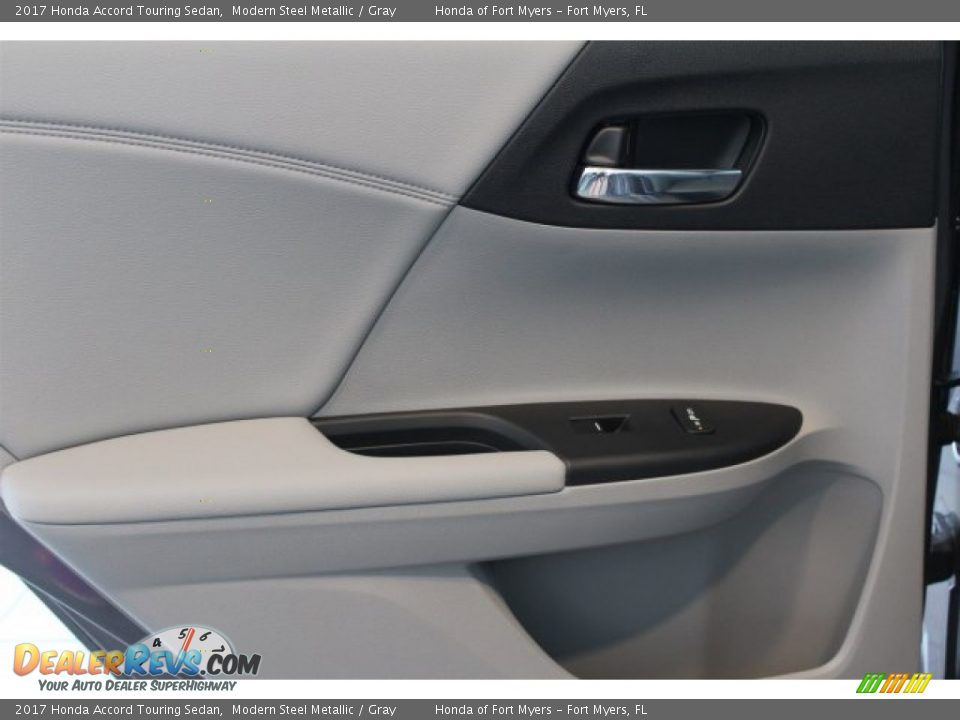 2017 Honda Accord Touring Sedan Modern Steel Metallic / Gray Photo #32