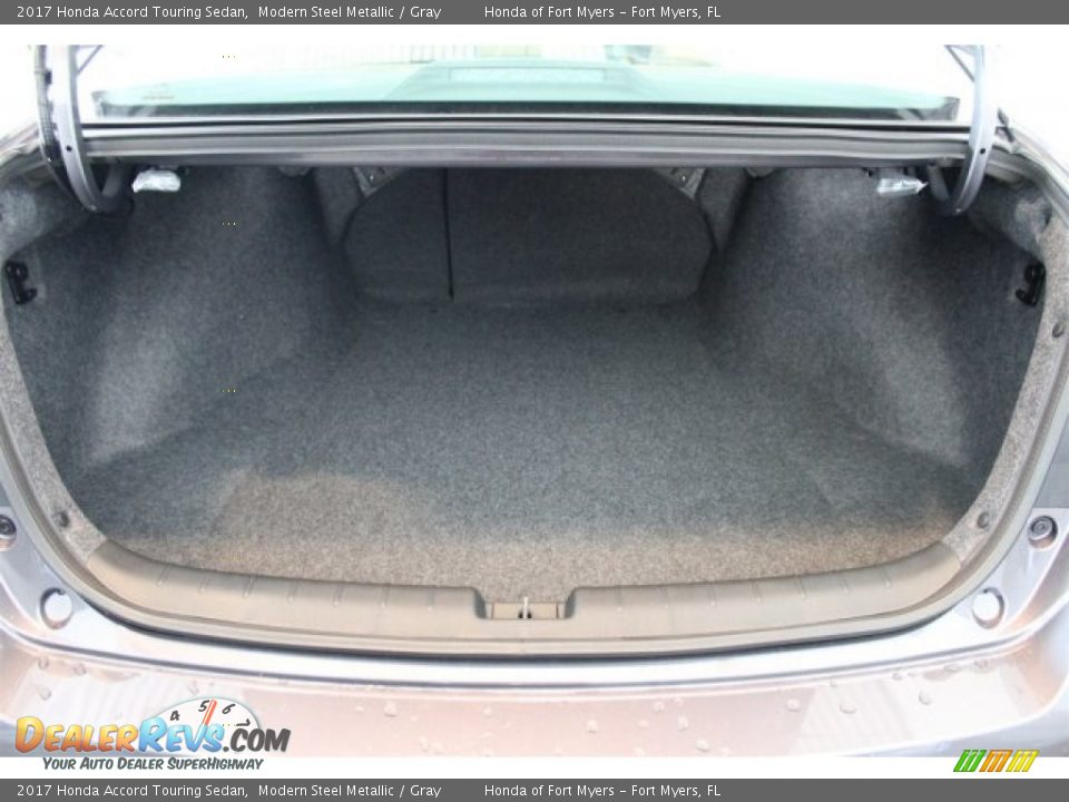 2017 Honda Accord Touring Sedan Modern Steel Metallic / Gray Photo #34