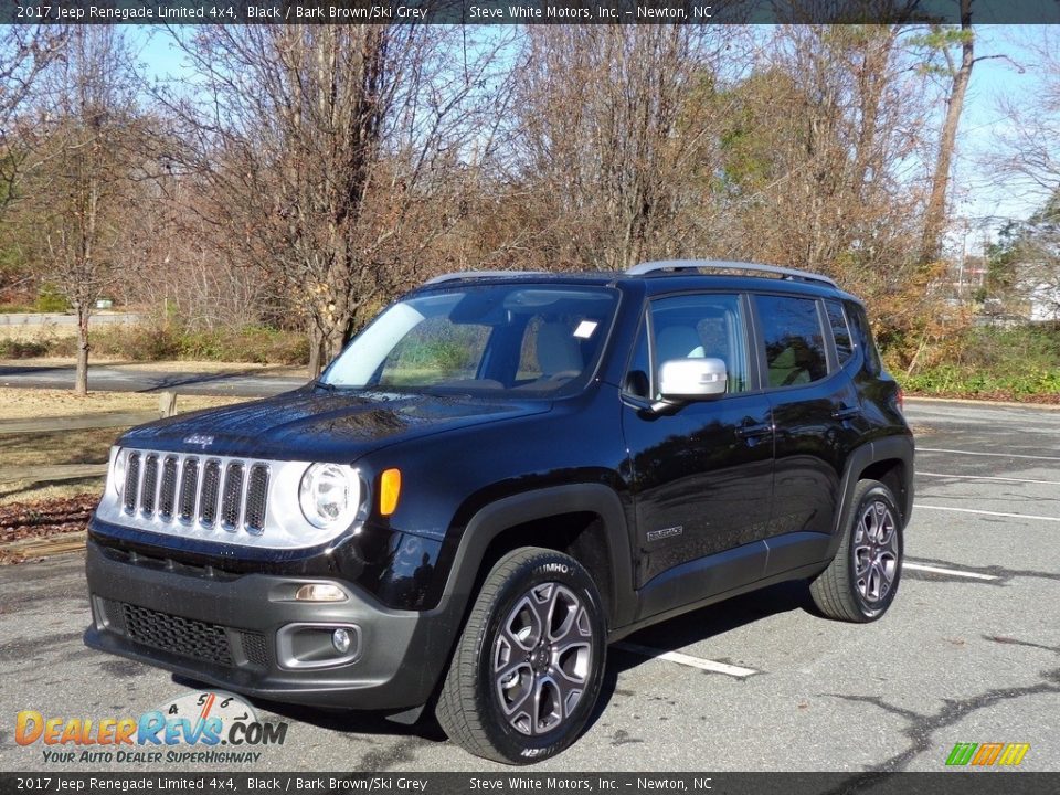 Front 3/4 View of 2017 Jeep Renegade Limited 4x4 Photo #2