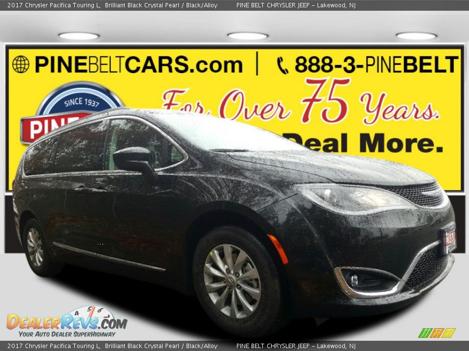 2017 Chrysler Pacifica Touring L Brilliant Black Crystal Pearl / Black/Alloy Photo #1