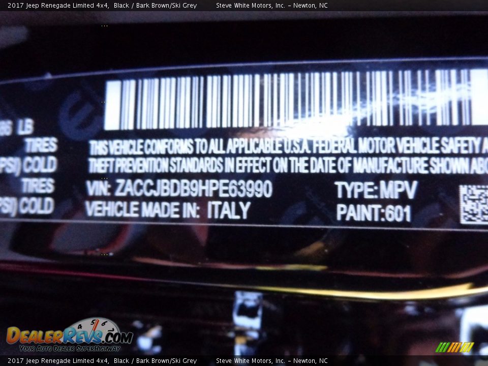 2017 Jeep Renegade Limited 4x4 Black / Bark Brown/Ski Grey Photo #24