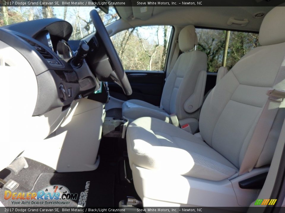 2017 Dodge Grand Caravan SE Billet Metallic / Black/Light Graystone Photo #10